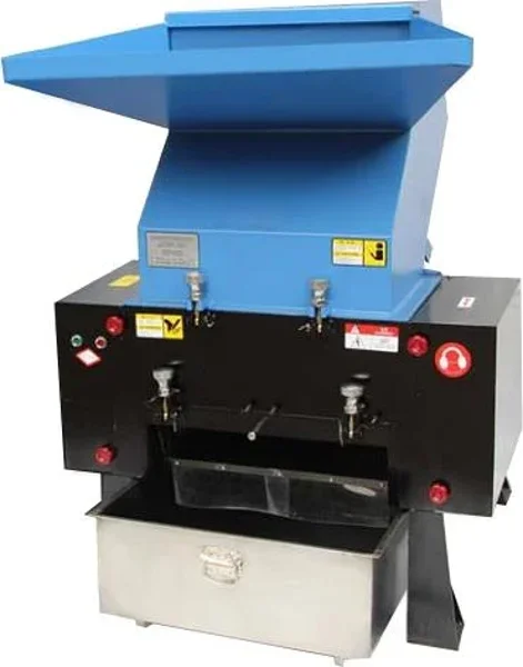 Дробилка для пластика XFS 600 